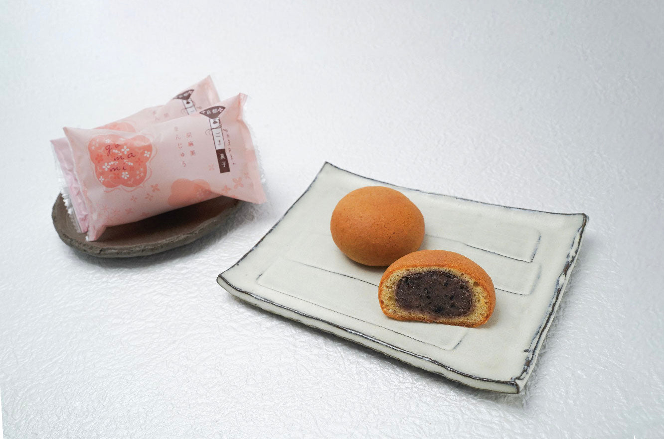 胡麻美饅頭(こしあん)